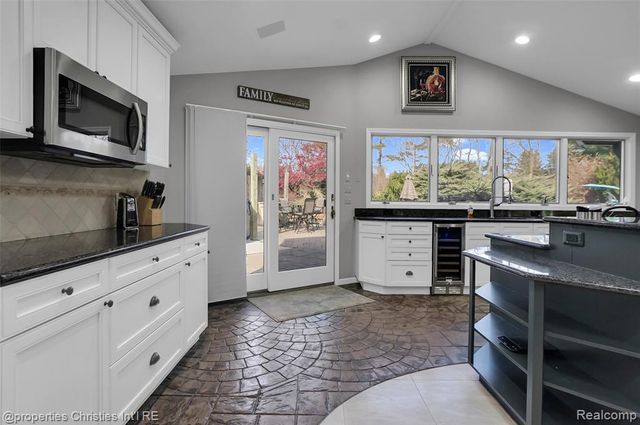 1475 Ring O Kerry, Milford, MI 48381