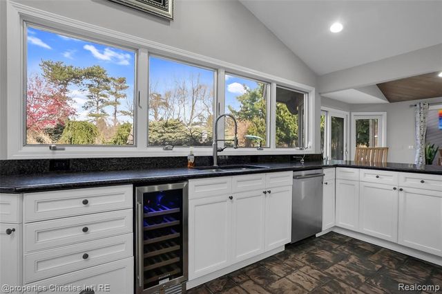 1475 Ring O Kerry, Milford, MI 48381