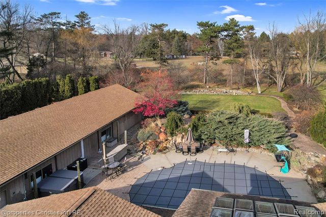 1475 Ring O Kerry, Milford, MI 48381