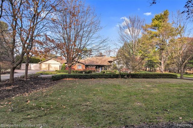 1475 Ring O Kerry, Milford, MI 48381