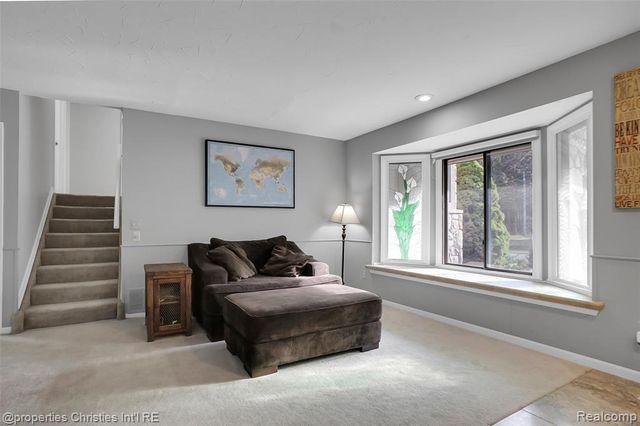 1475 Ring O Kerry, Milford, MI 48381