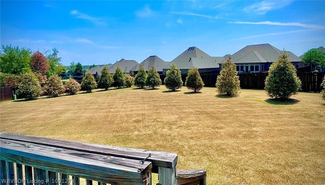8506 Donnington Court, Fort Smith, AR 72916
