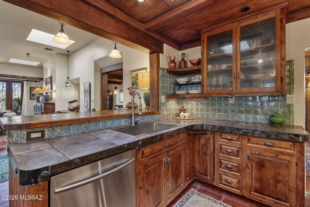 3 Libres Corte, Tubac, AZ 85646