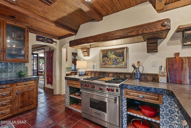 3 Libres Corte, Tubac, AZ 85646