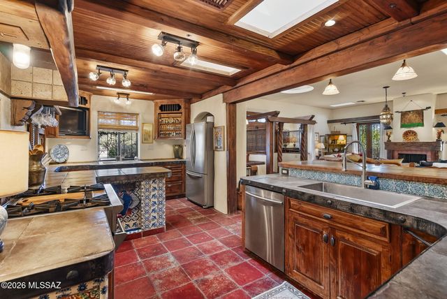 3 Libres Corte, Tubac, AZ 85646