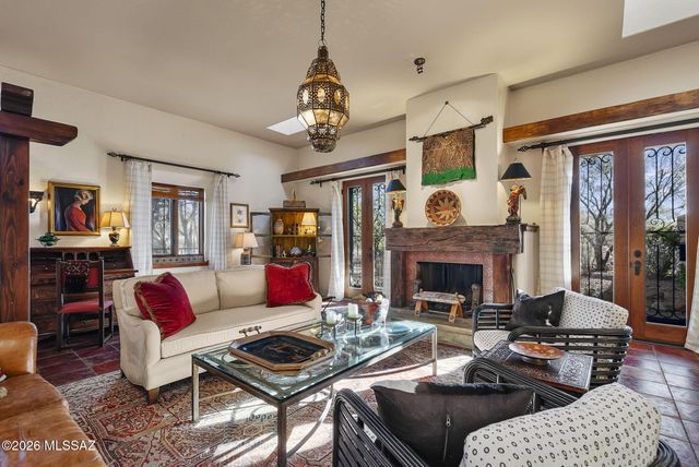 3 Libres Corte, Tubac, AZ 85646