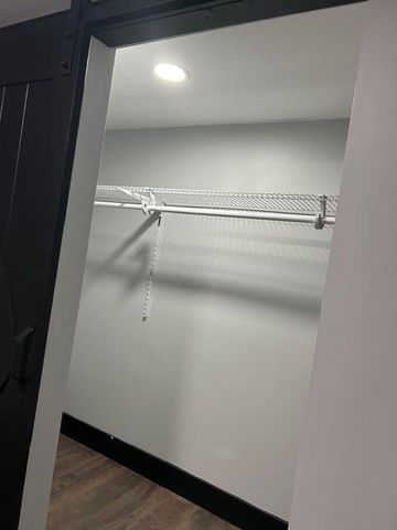 2366 E Howard Road, Obetz, OH 43207