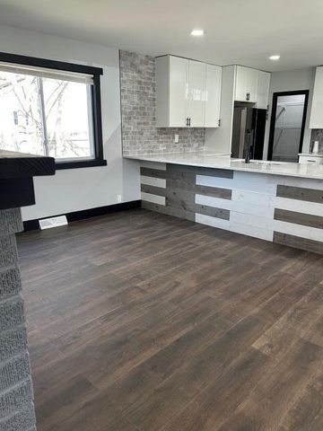 2366 E Howard Road, Obetz, OH 43207