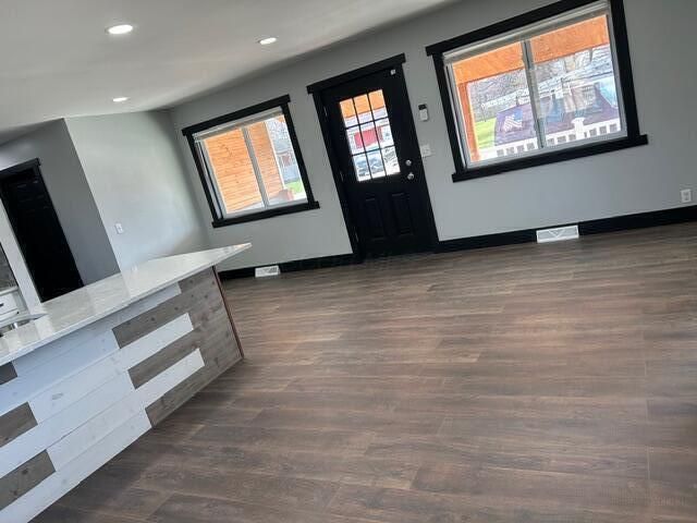 2366 E Howard Road, Obetz, OH 43207