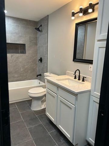 2366 E Howard Road, Obetz, OH 43207