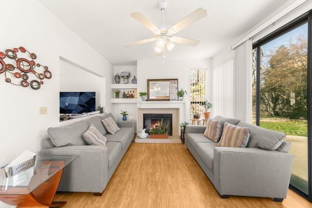 4950 Felicia Way, Elk Grove, CA 95758