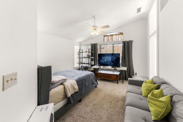 4950 Felicia Way, Elk Grove, CA 95758