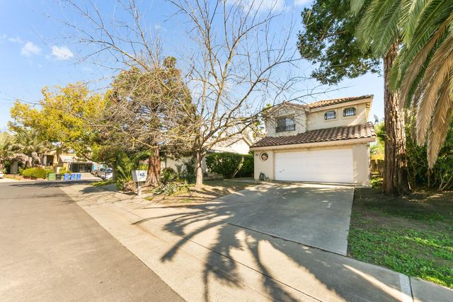 4950 Felicia Way, Elk Grove, CA 95758