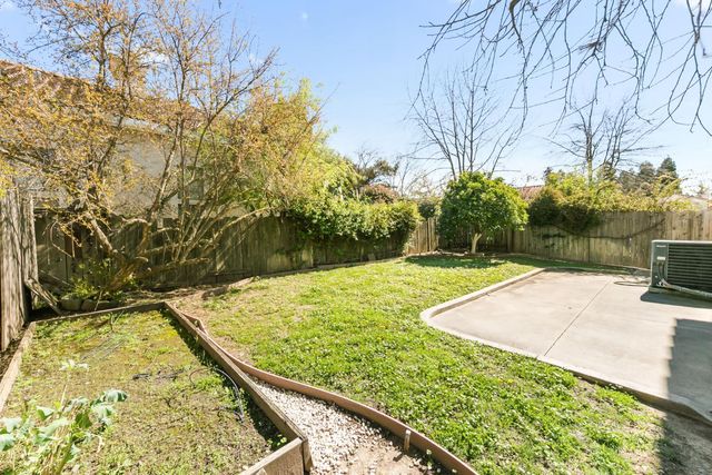 4950 Felicia Way, Elk Grove, CA 95758