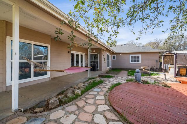 32394 Pinto Drive, Springville, CA 93265