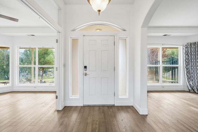 32394 Pinto Drive, Springville, CA 93265