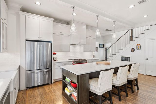 1215 Rutland Street, Houston, TX 77008