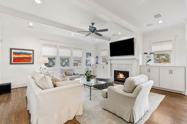 1215 Rutland Street, Houston, TX 77008