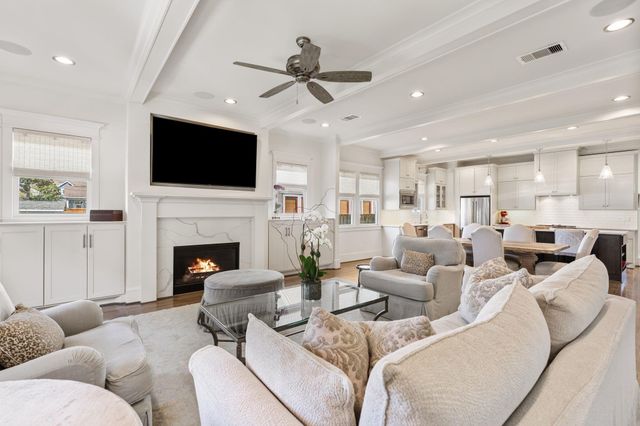 1215 Rutland Street, Houston, TX 77008