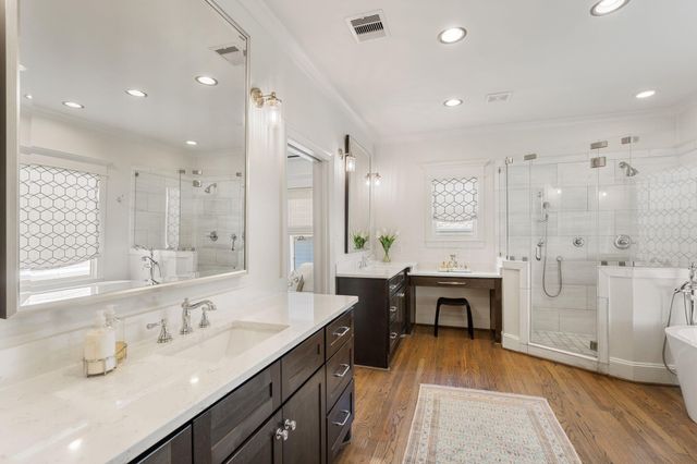 1215 Rutland Street, Houston, TX 77008