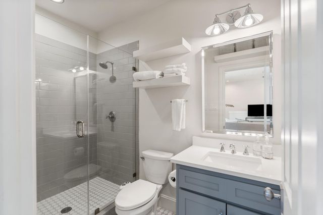 1215 Rutland Street, Houston, TX 77008