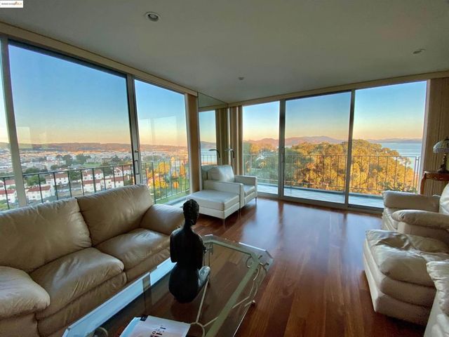 1050 North Point St 1101, San Francisco, CA 94109