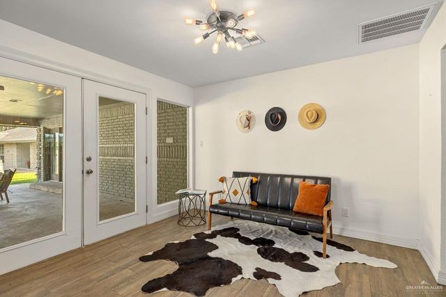 1818 Forest Lane, Weslaco, TX 78596