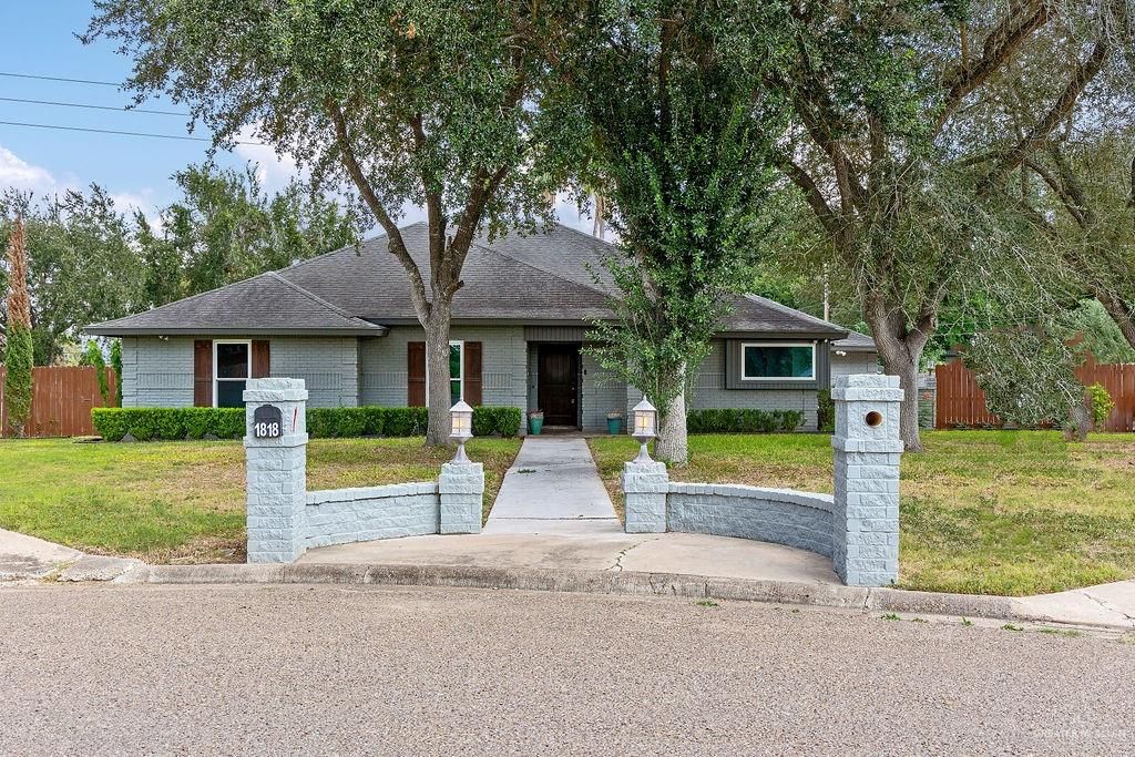 1818 Forest Lane, Weslaco, TX 78596