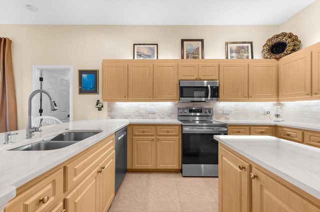 615 MAY APPLE WAY, Venice, FL 34293