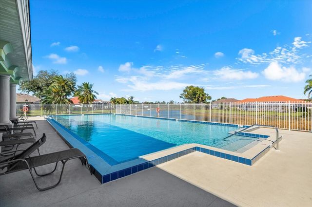 615 MAY APPLE WAY, Venice, FL 34293