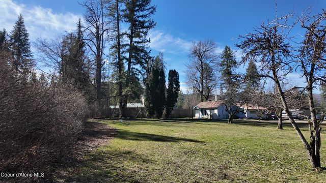 31097 N Nautical Loop, Spirit Lake, ID 83869