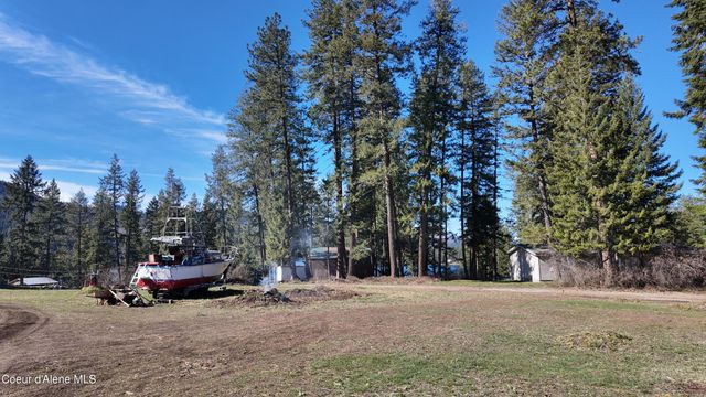 31097 N Nautical Loop, Spirit Lake, ID 83869