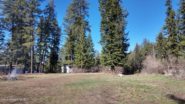 31097 N Nautical Loop, Spirit Lake, ID 83869