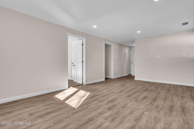 24 Cedar Hill Lane, Toms River, NJ 08755