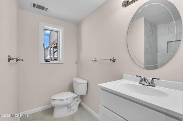 24 Cedar Hill Lane, Toms River, NJ 08755