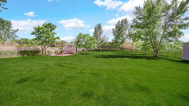 740 W 275 S, Hebron, IN 46341