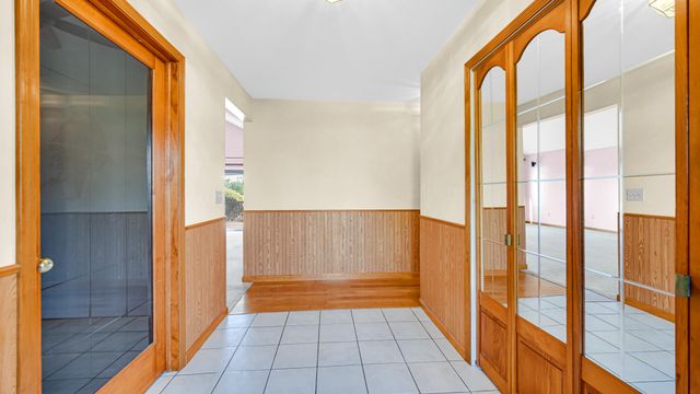 740 W 275 S, Hebron, IN 46341