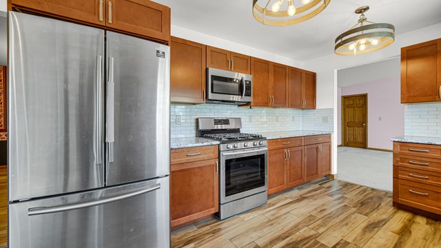 740 W 275 S, Hebron, IN 46341
