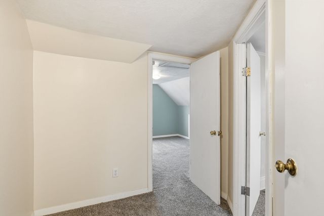 422 S Westfield St, Agawam, MA 01030