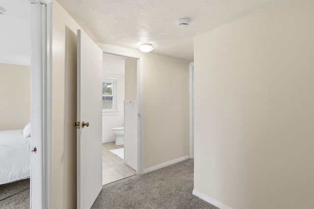 422 S Westfield St, Agawam, MA 01030