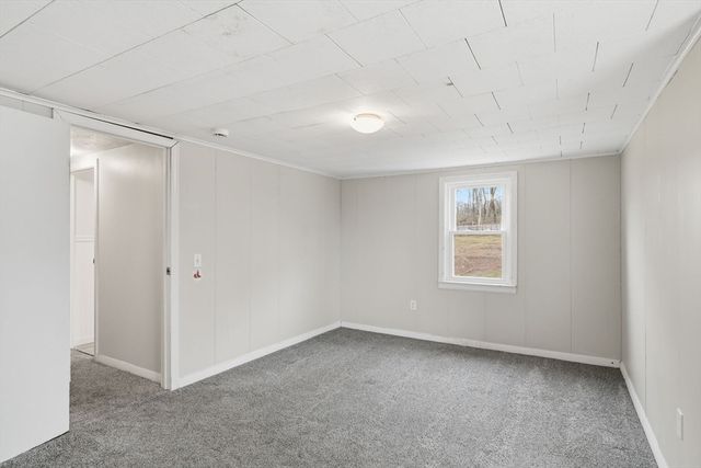 422 S Westfield St, Agawam, MA 01030