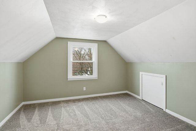 422 S Westfield St, Agawam, MA 01030