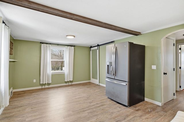 422 S Westfield St, Agawam, MA 01030