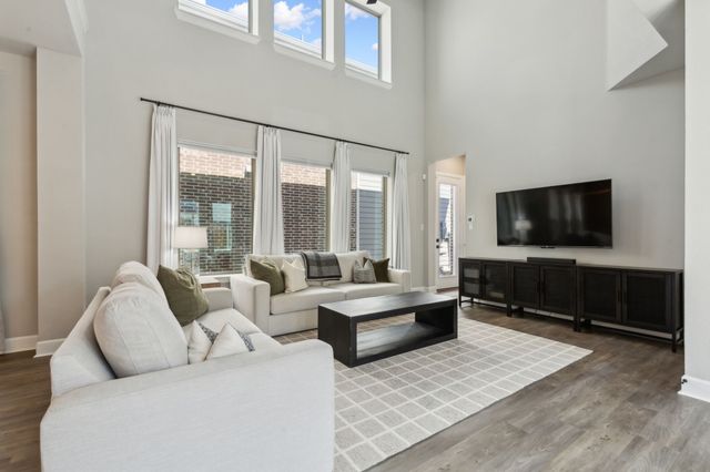 2121 Tolleson Drive, Fort Worth, TX 76008