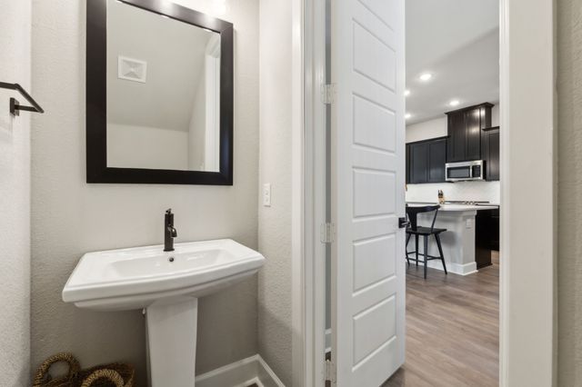 2121 Tolleson Drive, Fort Worth, TX 76008