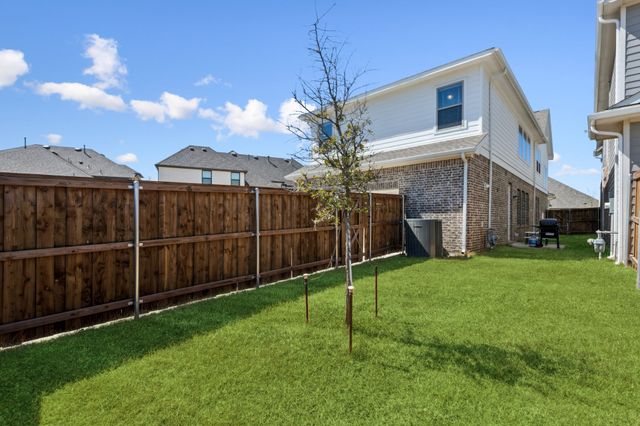 2121 Tolleson Drive, Fort Worth, TX 76008