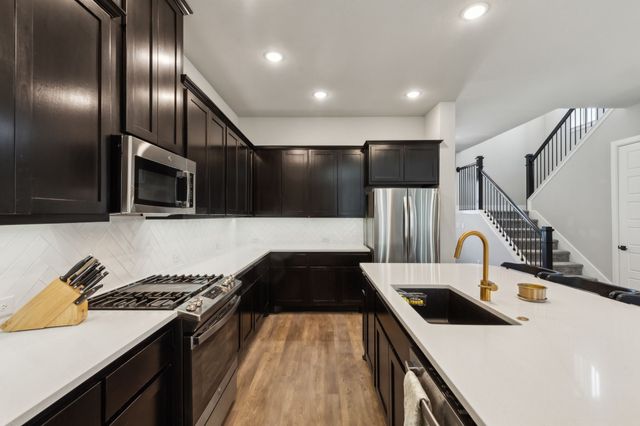 2121 Tolleson Drive, Fort Worth, TX 76008