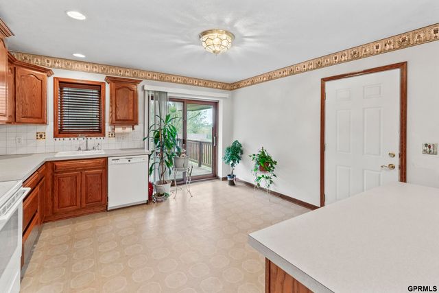 9349 Greeley Avenue, Blair, NE 68008