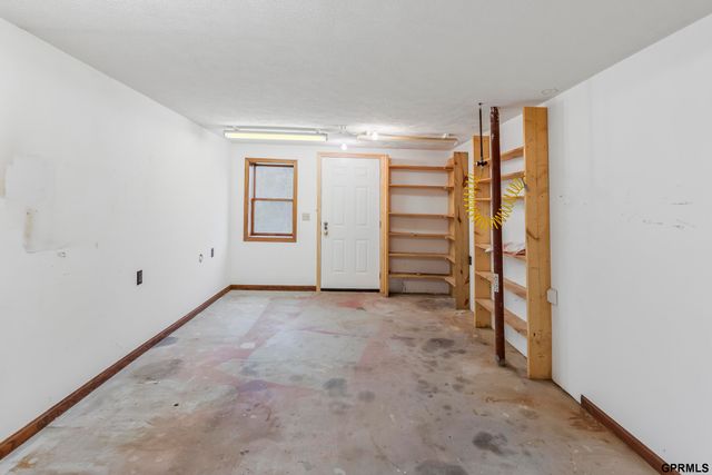 9349 Greeley Avenue, Blair, NE 68008