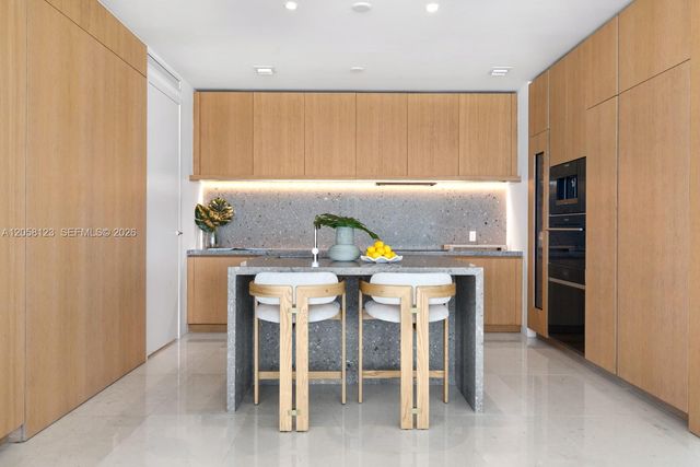 8701 Collins Avenue 701, Miami Beach, FL 33154